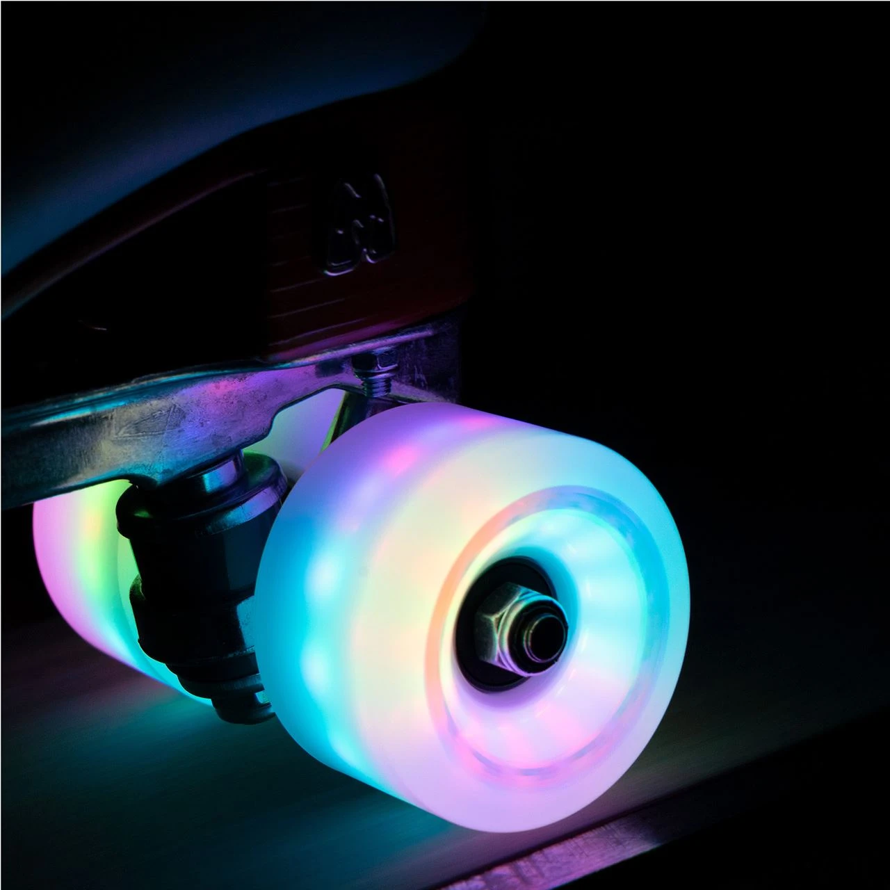 Moxi Cosmo Glow LED Light Up Roller Skate Wheels White Rain Glow 62mm 80a - 4 Pack 2 Moxi Cosmo Glow LED Light Up Roller Skate Wheels White Rain Glow 62mm 80a - 4 Pack - Image 2