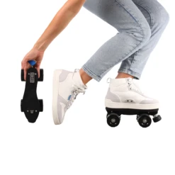 Slades S-Quads - White -Sports Skateboard Shop ONFEET WHITE PhotoRoom